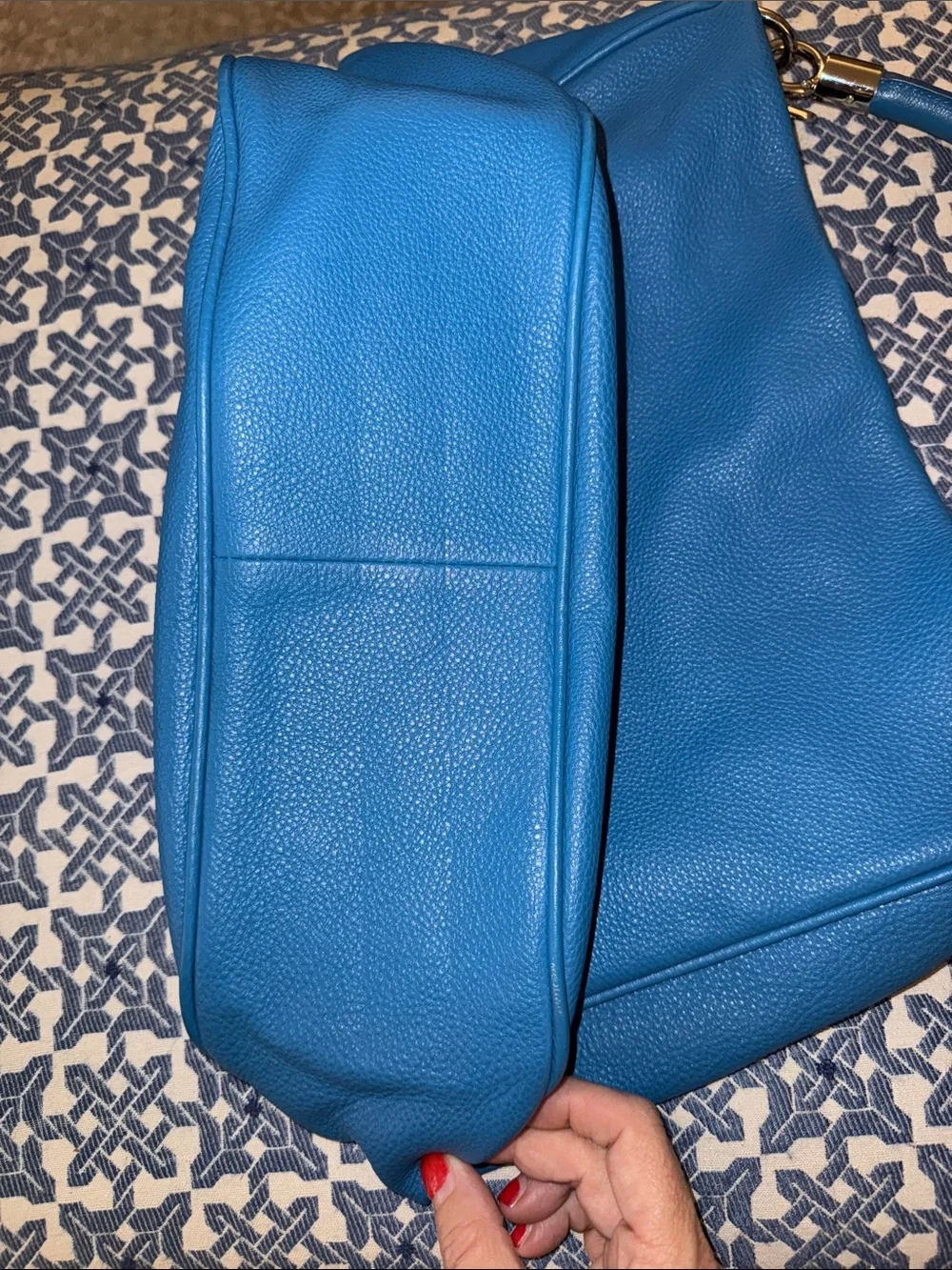 Marc Jacobs Too Hot TO Handle Aquamarine Leather Top Zip X-body Hobo Bag